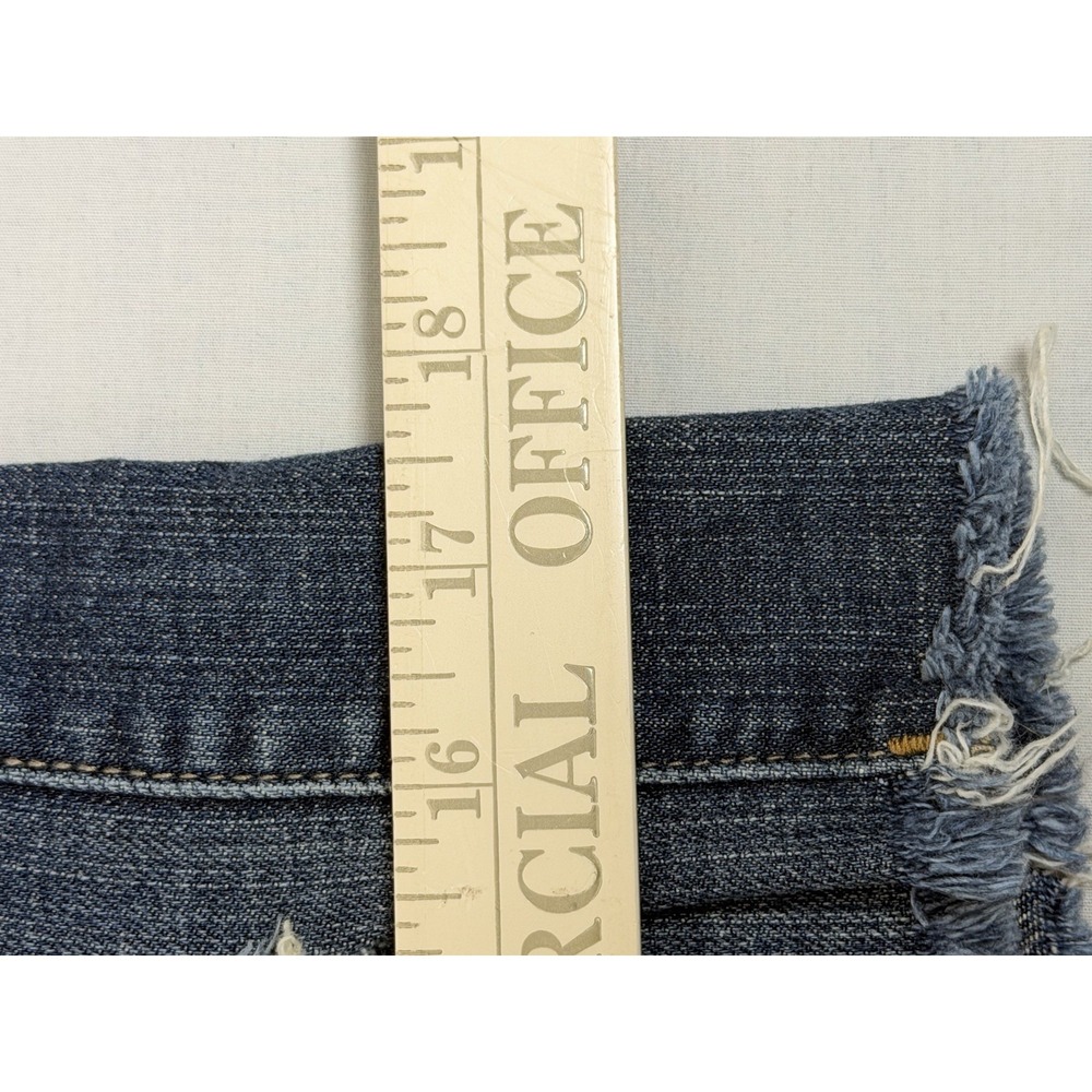 Refuge Distressed Denim Mini Skirt Women's Size 7 Blue Jean Raw Hem Stretch - Picture 6 of 6